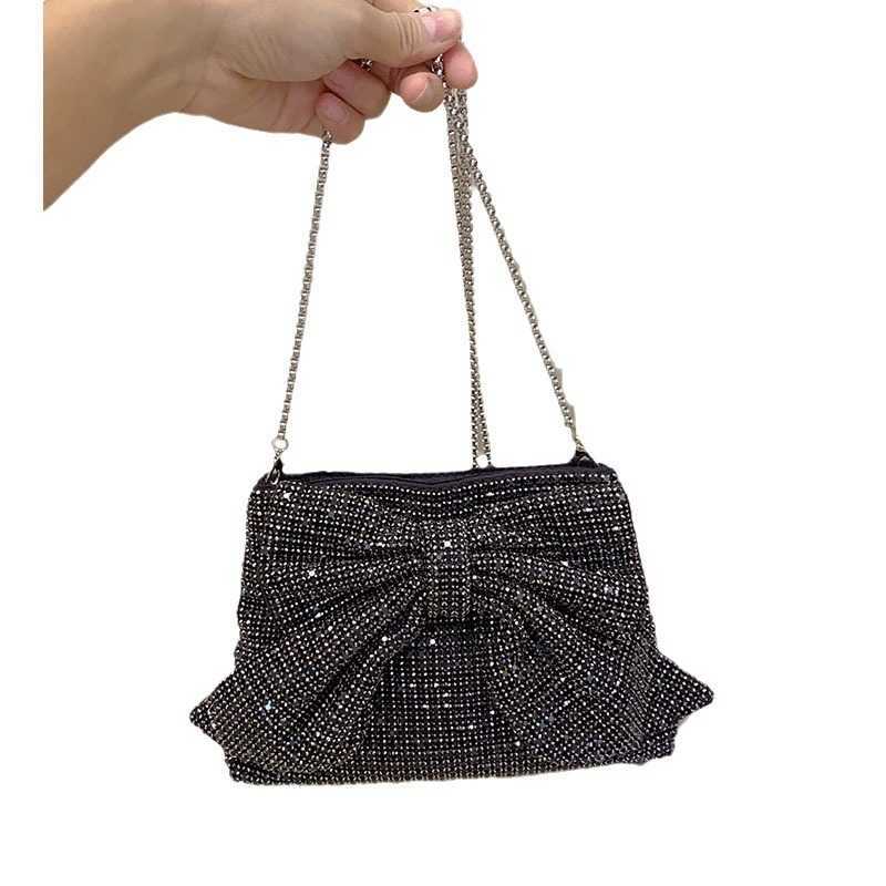 Fashionable, shiny, non functional, rhinestone, big bow, elegant and luxurious, ladies and socialites, evening party, hand-held crossbody bag