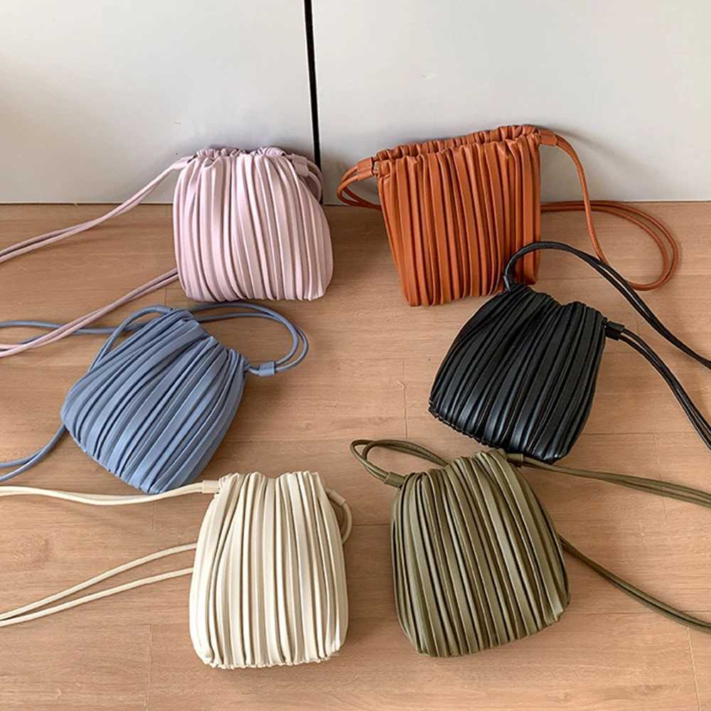 Summer Fashion New Crossbody Bag Womens PU Single Shoulder Mini Bag Versatile Pleated Casual Small Square Bag Ruched NEW Y250819