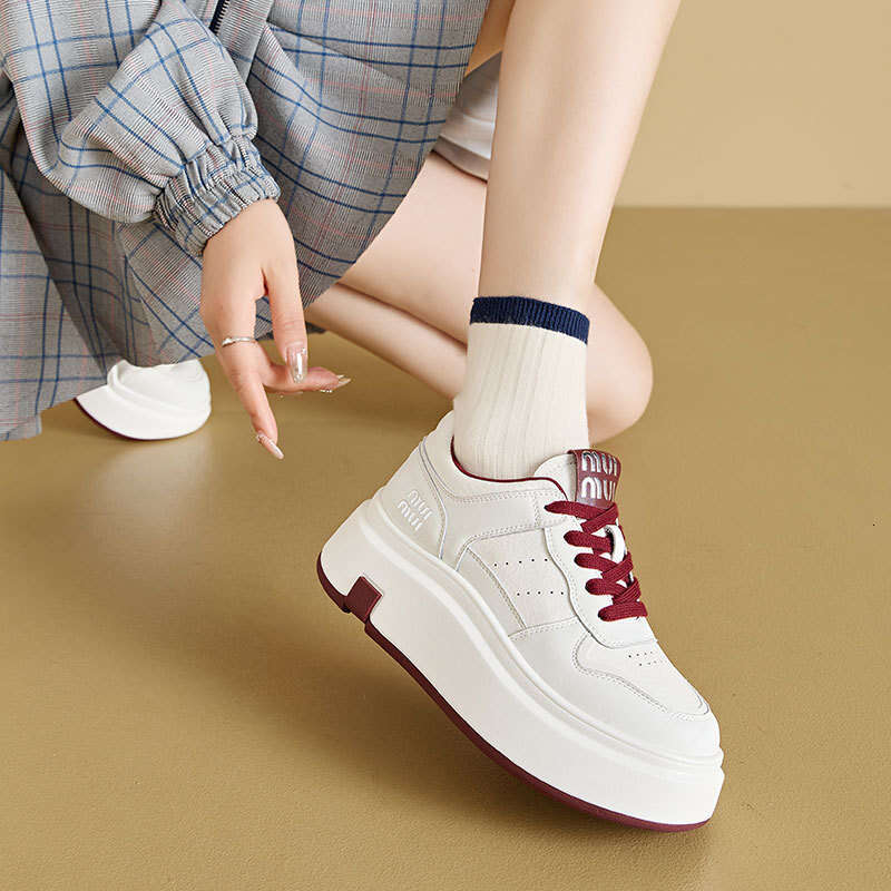 Thick-Soled White for Women 2024 New Autumn Winter Versatile Ins Style Casual Shoes Height-Increasing Lace-Up Lightweight Campus Sneakers