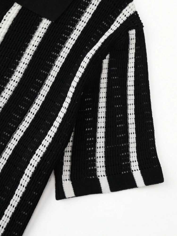 2025 Summer Casual Knit Shirts For Mens Fashion Striped Crochet Breathable Shirt Men Daily Leisure Buttoned Short Sleeve Shirts Y250819