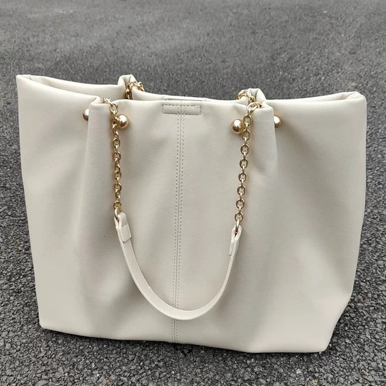 2025 Autumn New Soft Leather Handbag Large Capacity Women's Niche Texture College Student Class Handbag Shoulder Bag Women's Crossbody Bag D