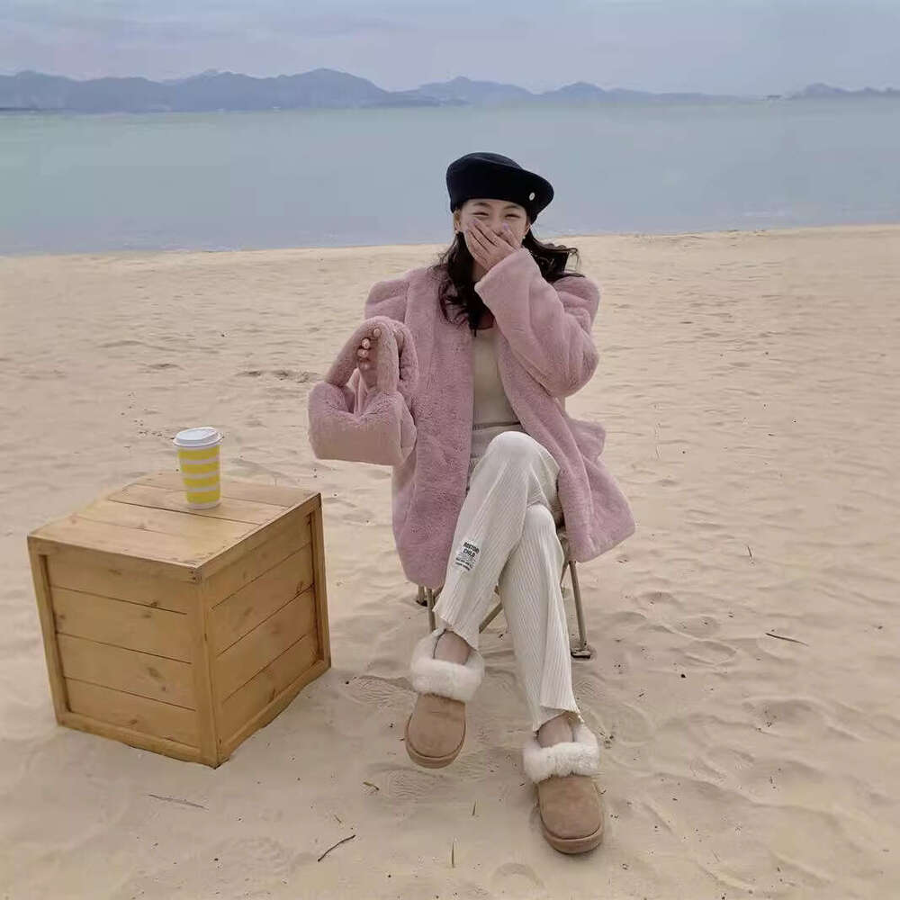 French retro round neck cinched waist tie imitation rabbit fur coat for women