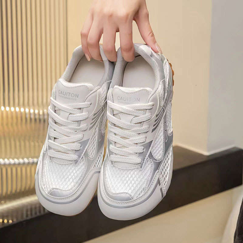 Inner Height Increase Forrest Gump for Women 2025 Summer New Slimming Versatile Breathable Training Campus White Mesh Shoes