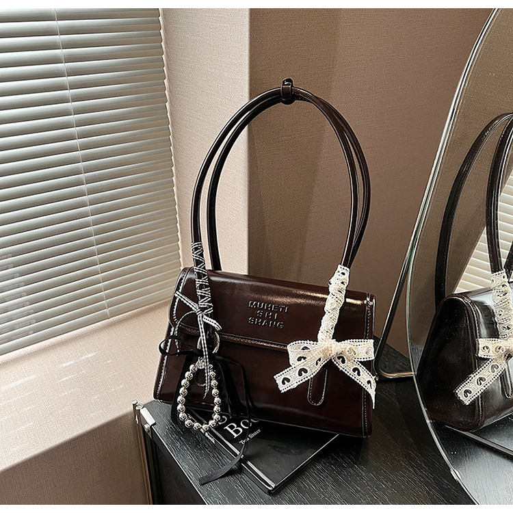 2025 Autumn Large Capacity Women's Bag New Simple Korean Edition Small and Unique Single Shoulder Underarm Bag Male Wenbao Women's Crossbody