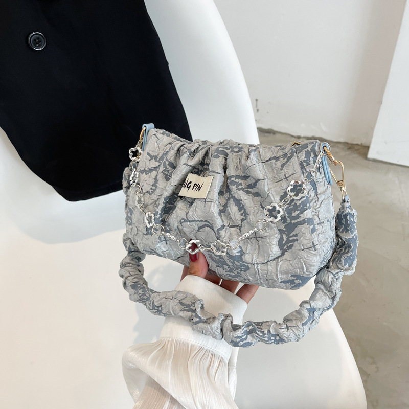 2025 autumn niche women's small bag new pleated fashionable armpit bag fashion shoulder bag women's crossbody bag designer bag women's 