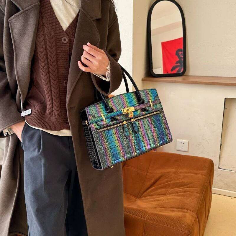 Classic Vintage Letter Tote Bag High-End Minimalist Crossbody Stylish Commuter Purse Women Fashion Leather Shopper