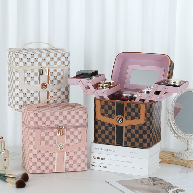 V-shaped Grid Makeup Case large capacity Handheld Skincare Storage Bag for Women High-end Portable Multifunctional designer Travel portable ddmythur