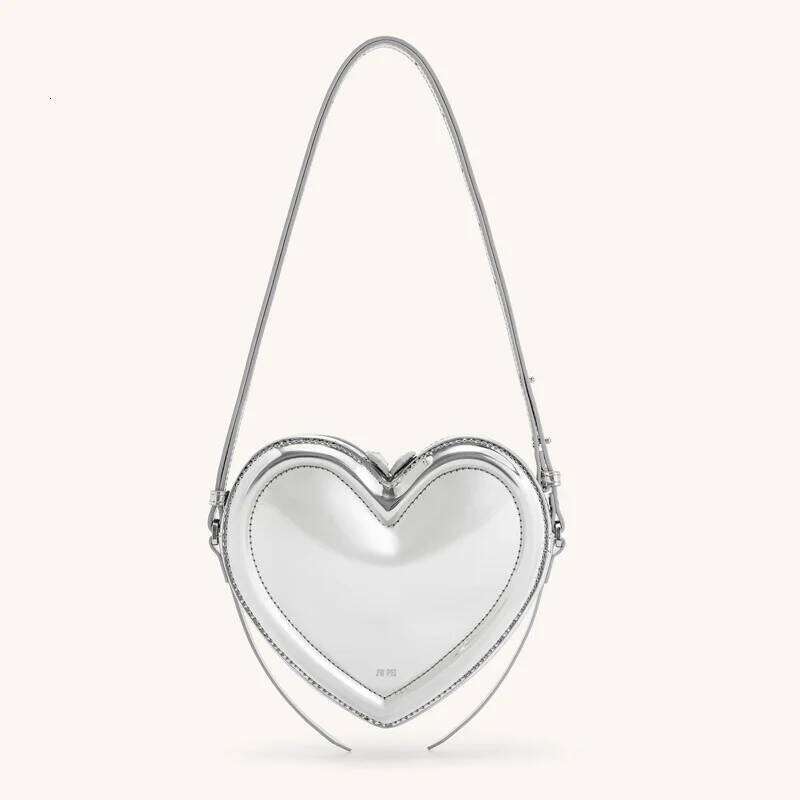 Women's Fashion Commuter Single Shoulder Niche Design Love Bag, Heart shaped Crossbody Bag