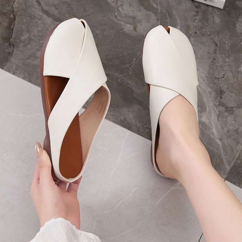 2025 New Lazy Closed-Toe for Women, Summer Outdoor Fashion Non-Slip Flat High-End Half Slippers Peep-Toe Shoes