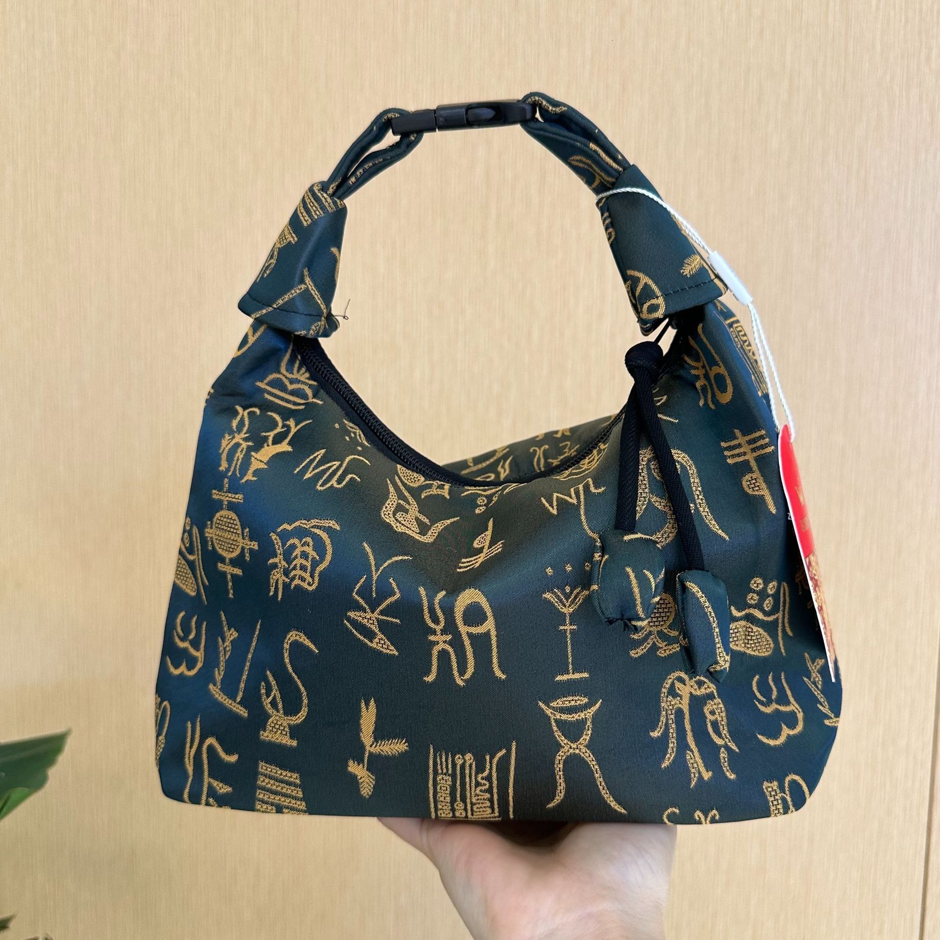 Autumn 2025 auspicious cloud silk crescent shaped crossbody bag Chinese retro trend handbag women's crossbody bag designer bag women's shoul