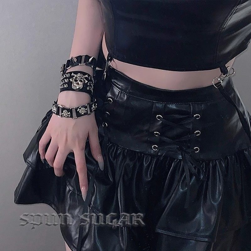 Super Cool Dark Chain Armband Y2K Hot Girl Rivet Hip Hop Rock Leather Couple Punk Bracelet