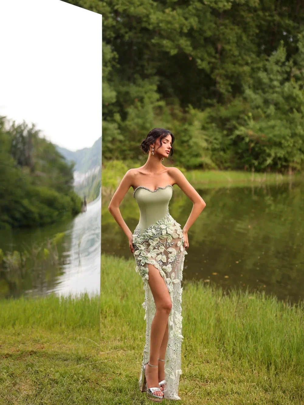 Fancy Evening Dresses Strapless Prom Gowns 3D Floral Flowers Pearls Crystal Princess Side Split Sleeveless Sweep Train Customized Vestidos De Noche Pl