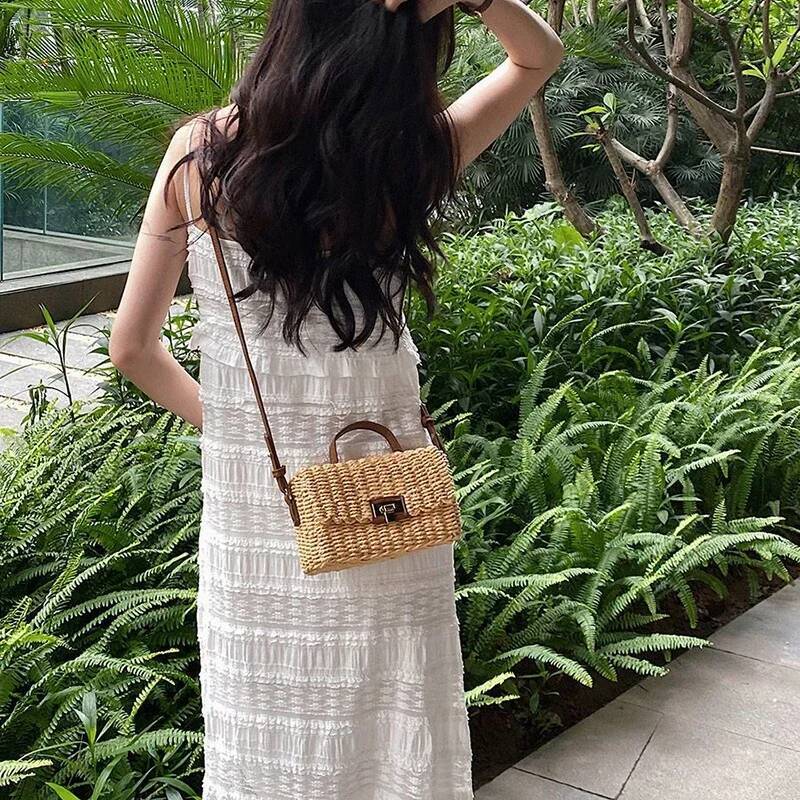 Handmade Women's Shoulder Summer Straw Beach Bag Bohemian Female Handbags Fashion Square Flap Lock Designer Shopper Purse high-quality