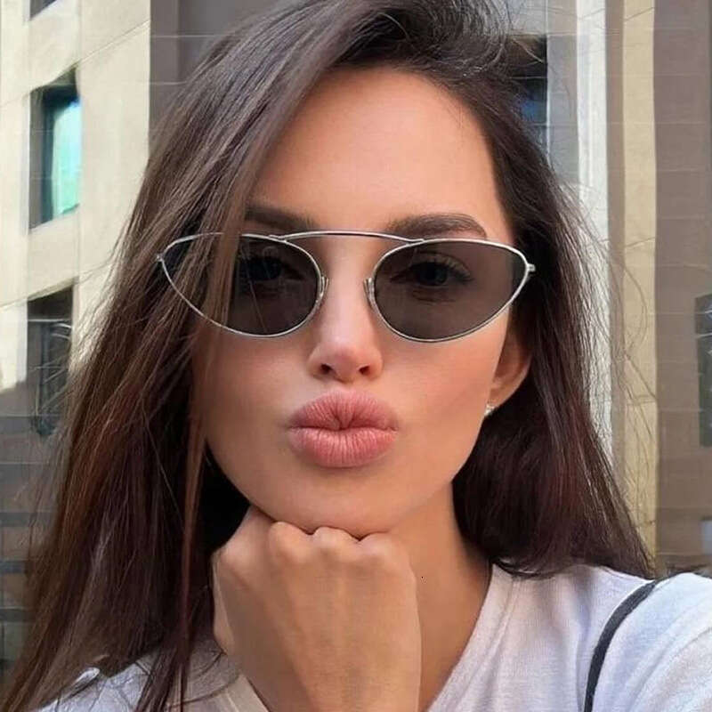 Small Designer Frame UV Protection Trendy Double Bridge Cat Eye New Champagne Color Fashion Sunglasses