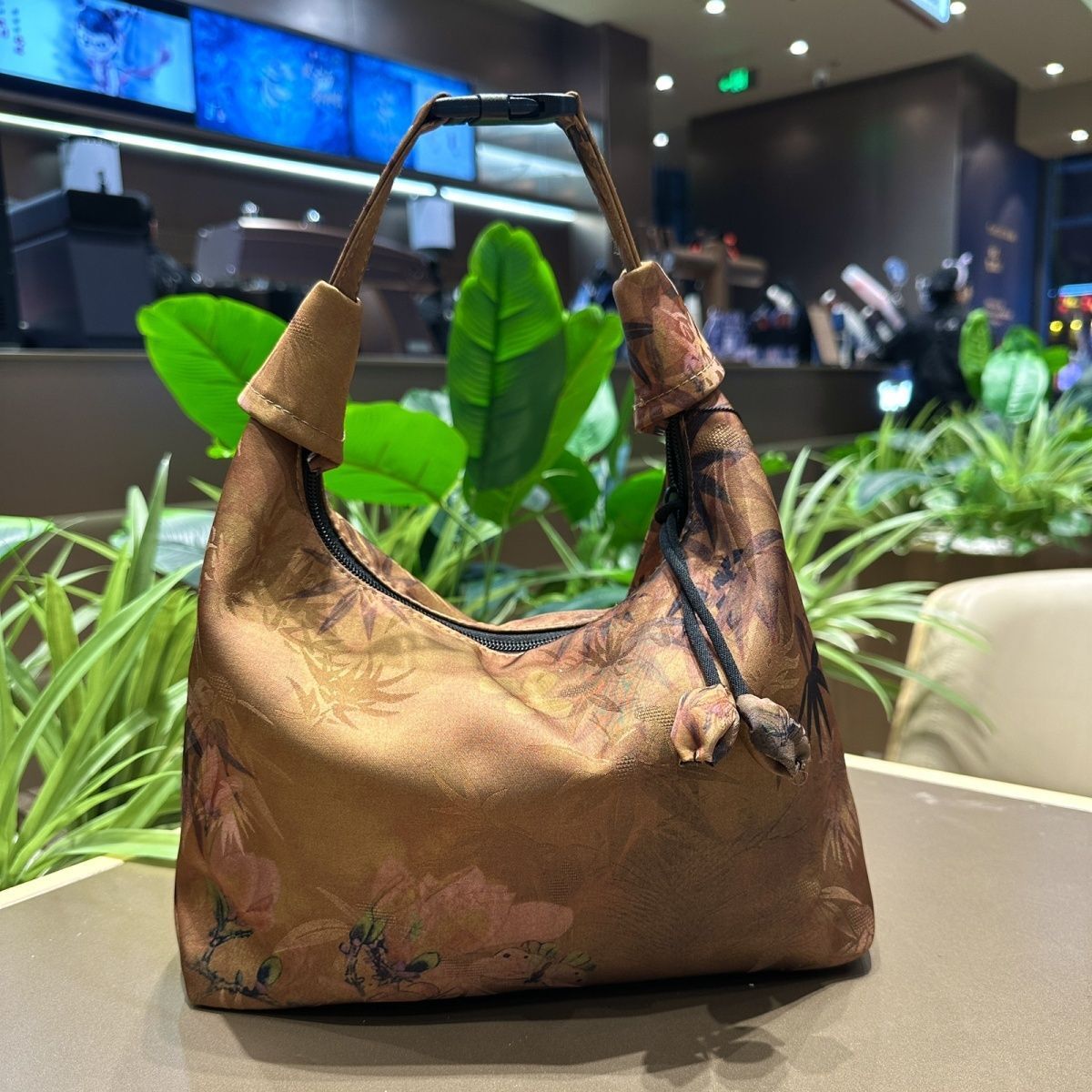 Autumn 2025 auspicious cloud silk crescent shaped crossbody bag Chinese retro trend handbag women's crossbody bag designer bag women's shoul