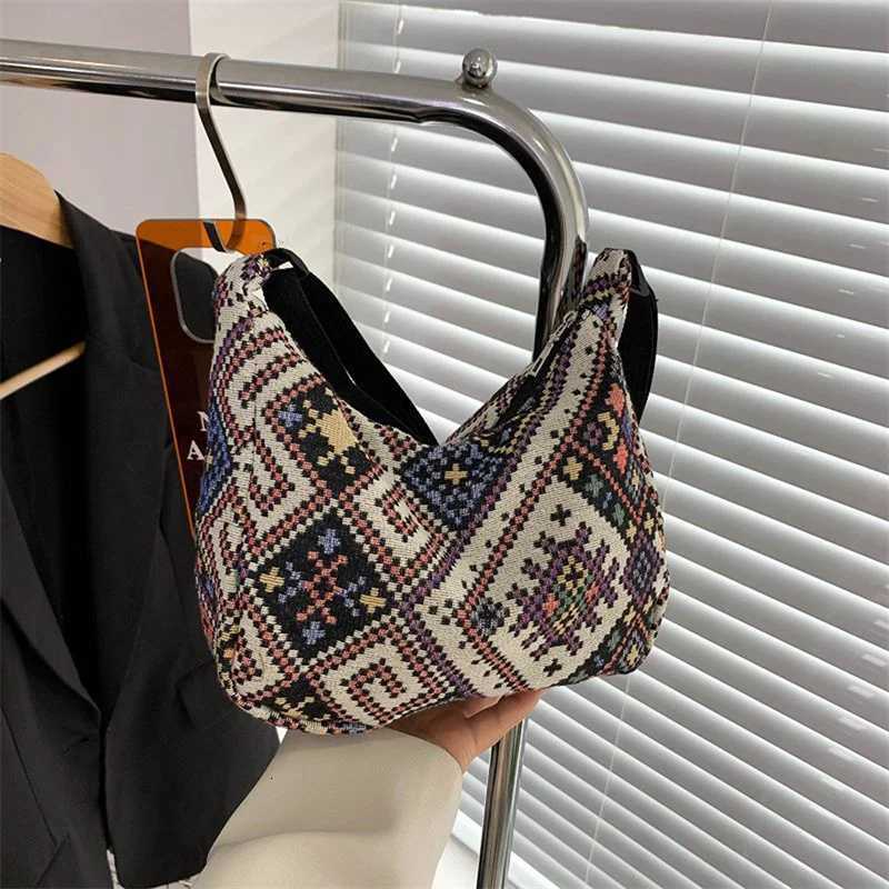 Women Designer Shoulder Bag Vintage Crossbody Bag Large Capacity Handbag Pockets Hobo Bag All-Match Fabric Messenger Bag Y250819