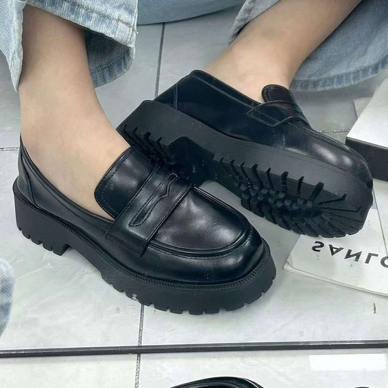 British Style Black Leather for Women 2024 Autumn New Niche Design Fashion Loafers Thick Sole Single Shoes