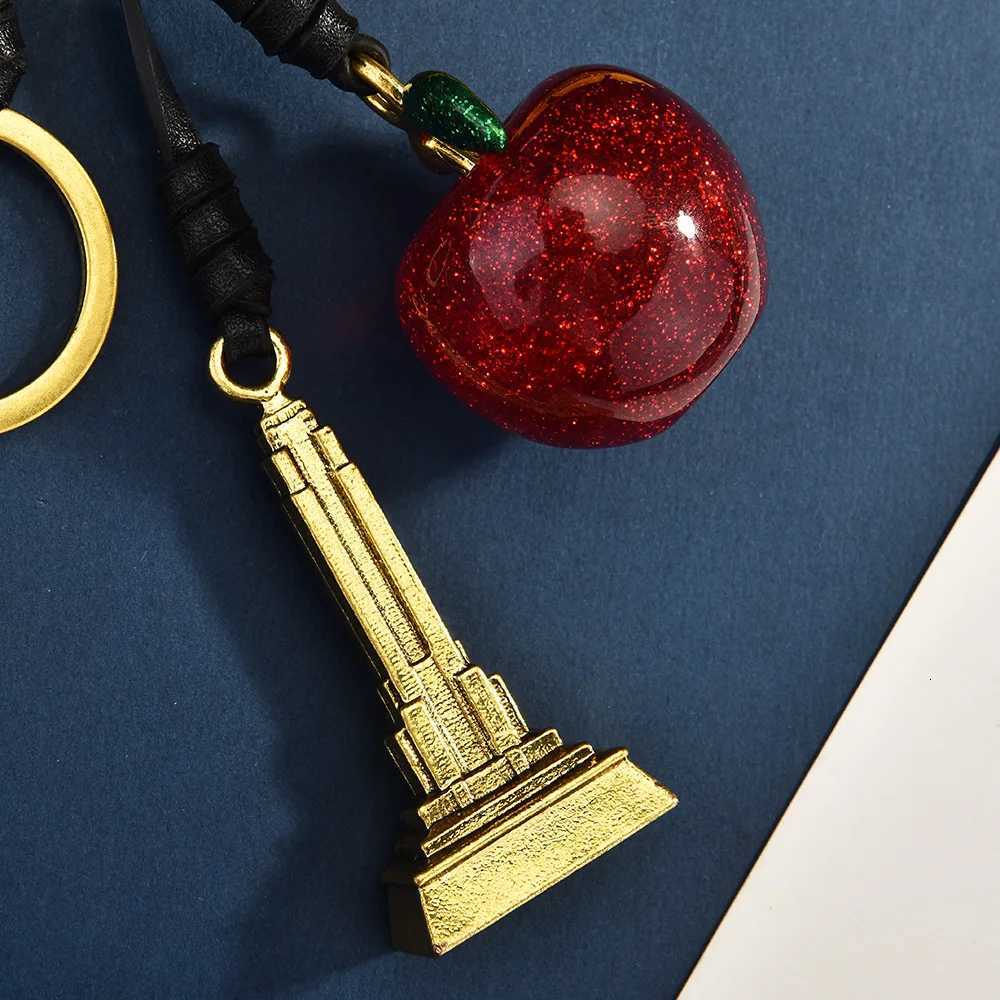 Fashionable ple Tower Car Keychain Bag Pendant Exquisite Accessories XJ250820