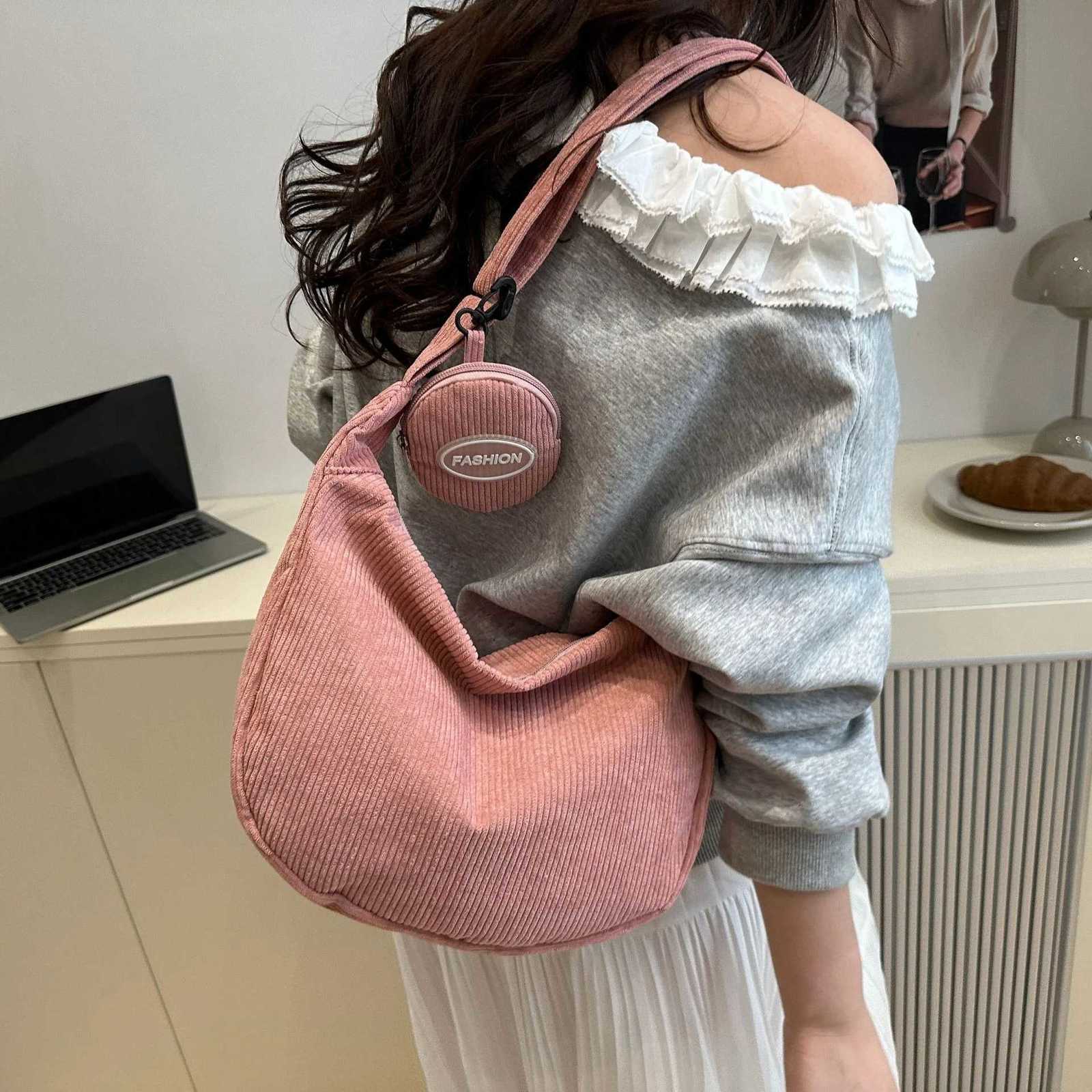 Simple and Spacious 2025 New Mother-and-son Bag Korean Version Single Shoulder Bag Crossbody Plush Fabric Two-piece Set Y250819