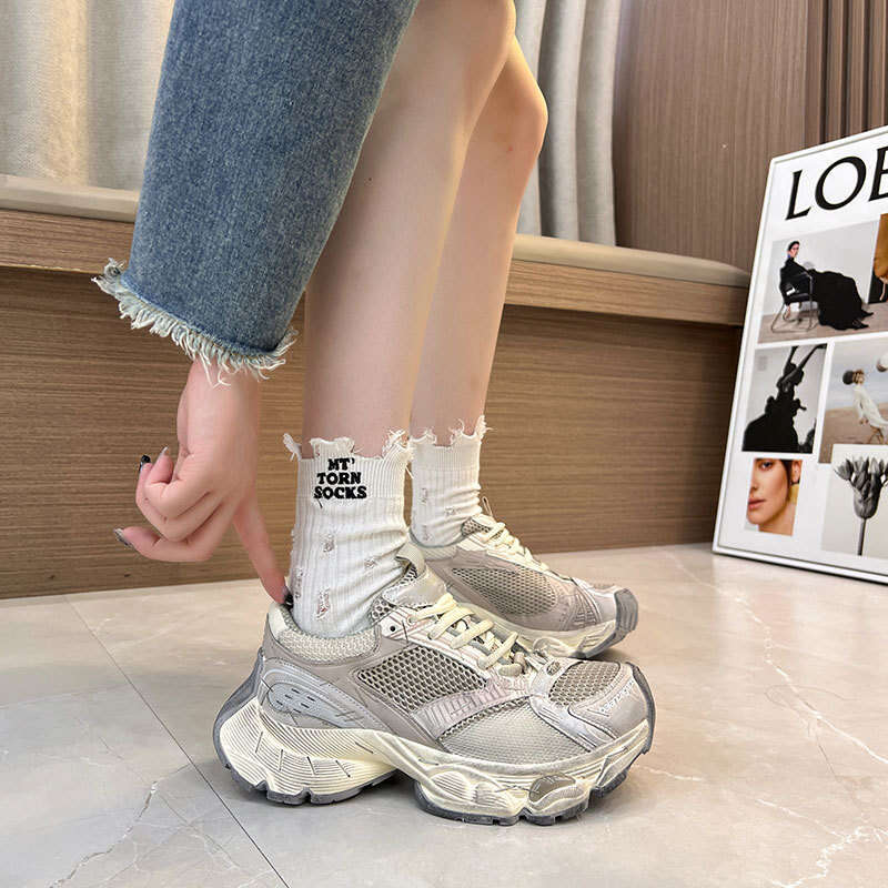 Paris Stapler Dad Shoes INS 2024 Autumn Vintage Worn Color Thick Sole Breathable Sneakers