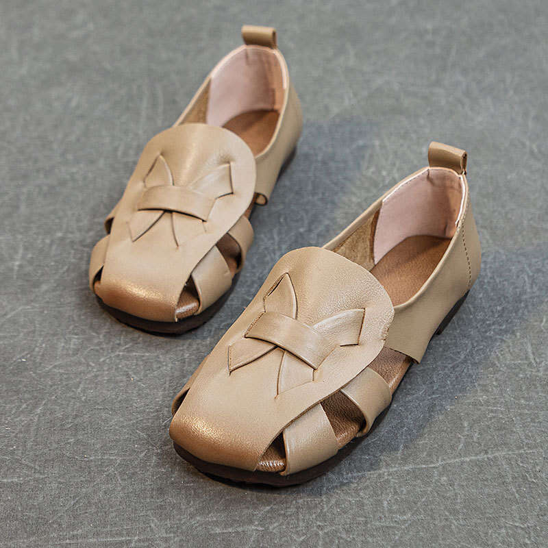 2025 Summer New French Style Woven Closed-Toe for Women, Outdoor Hollow Square-Toe Flat Sandals