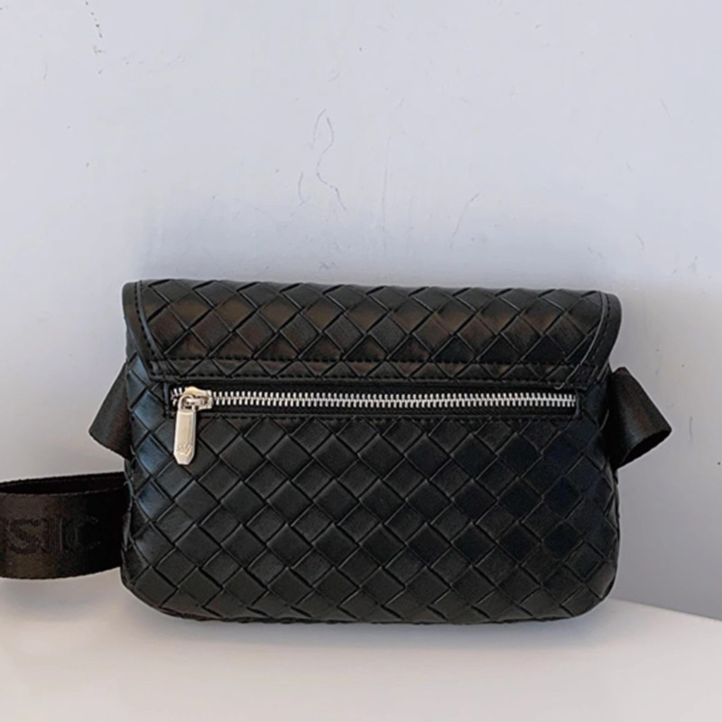 2025 Autumn Wide Shoulder Waist Bag New Korean Version Chest Bag Hand woven Women's Casual Single Shoulder Small Crossbody Bag Women's Cross