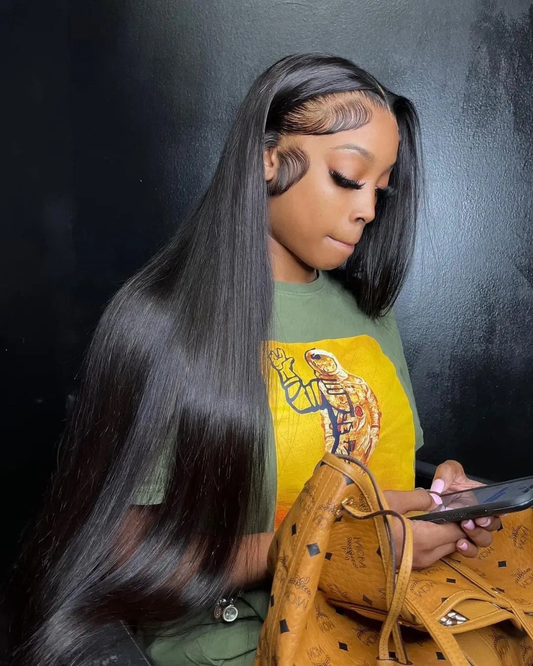 Super Natural Hairline Lace Front Wig High Density 180 Density Smooth Straight Preplucked Hairline With Free Part Synthetic Glueless Daily Wear Wigs