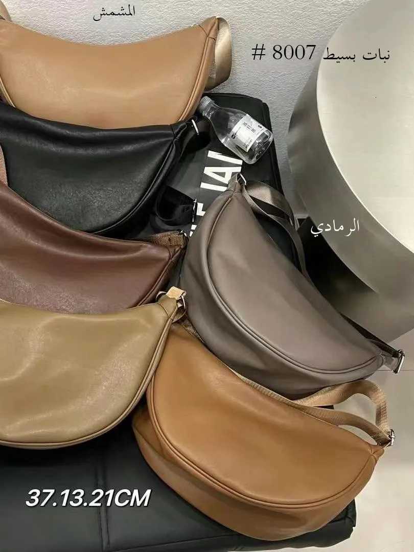 New 2025 Womens Waterproof Soft Leather oulder Bag Dumpling ape Faion Simple High End Bapa Versatile Crossbody Bag Y250819
