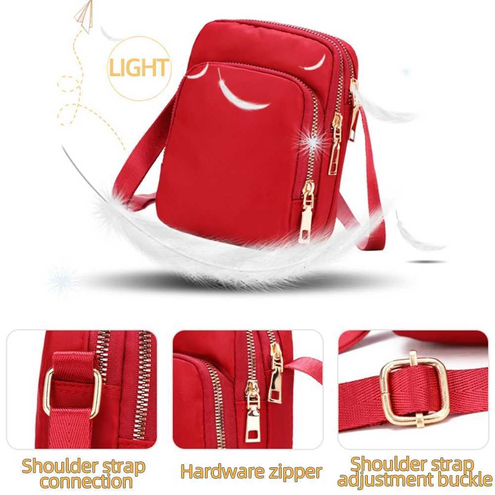 The Lion King Women Shoulder Bags Cell Phone Purse Crossbody Shoulder Strap Handbag Female Bags Teenagers Causal Bag Gift Y250819