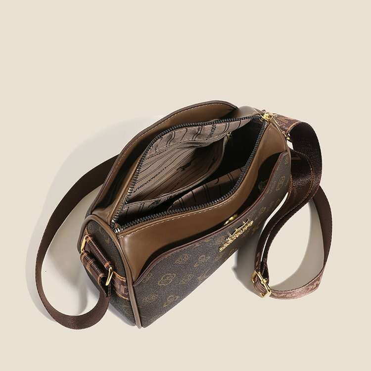 Designer Bag Shoulder Bags Luxury Bag Crossbody Purse Fashion Commuter Women's Armpit Bag High Quality Leather Small Square Bag