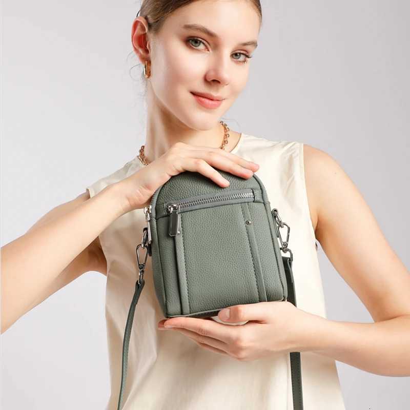 Toptrends Genuine Leather Mini Crossbody Bags For Women 2025 Designer Shoulder Purses Travel Phone Ladies Handbags Y250819