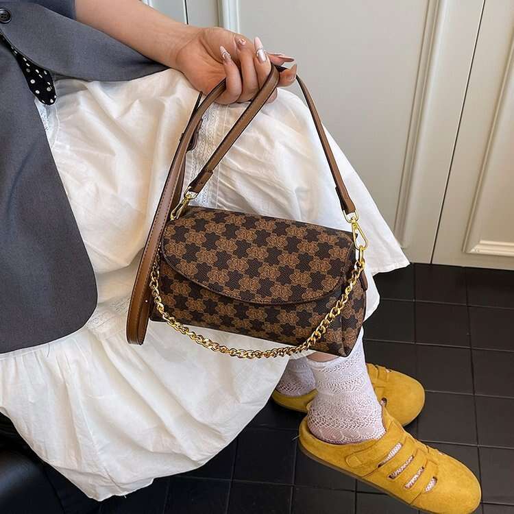 Designer Super Popular Small Shoulder Bags for Women 2025 Light Luxury Single Crossbody Classic Monogram Chain Bag