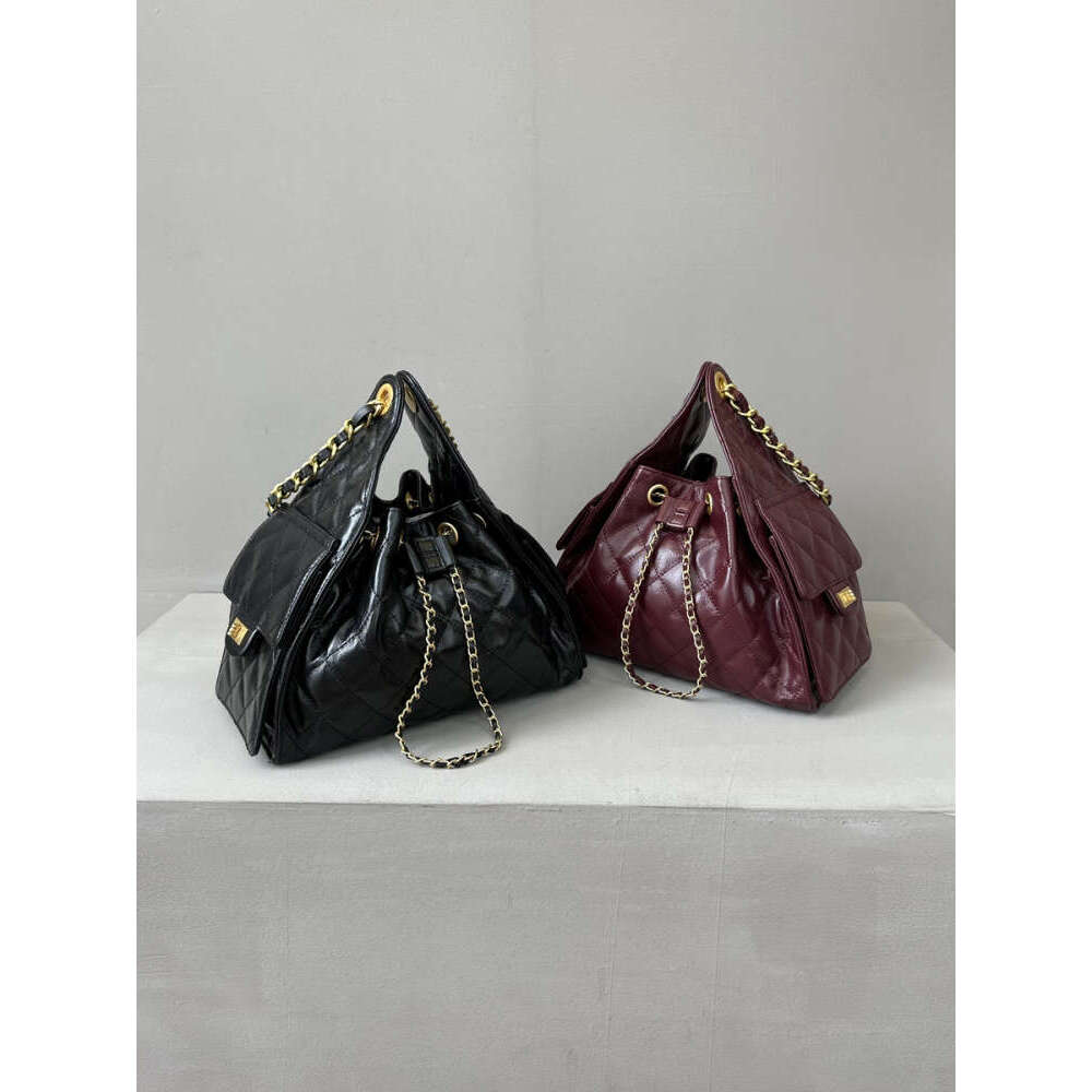 Designer Bag Tote Bag Shoulder Bag Top Layer Oil Wax Cowhide Small Chanel Style Bucket Chain Underarm Large Capacity Tote Pocket Shoulder Crossbody Ba