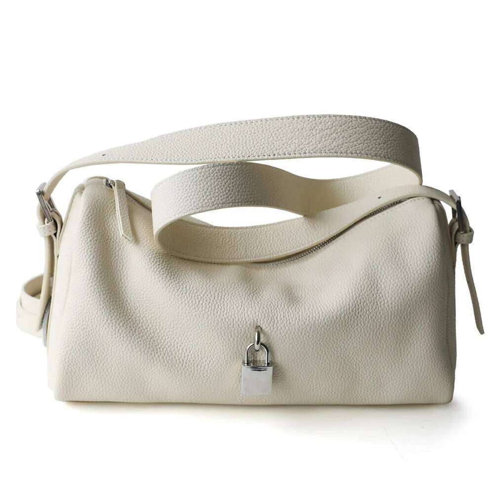 Designer Bags Ins Chic Design Soft Horizontal Cylindrical Shape Pillow 100% Real Leather Women Shoulder Bag Yellow Sky Blue Purse Luxury Bag