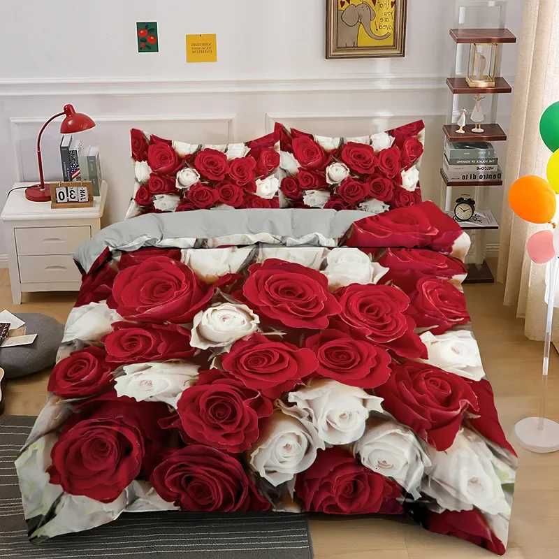 Red Rose King Queen Duvet Cover Romantic Flowers Bedding Set For Kids Teens Adults Girly 3D Floral Black Soft 2/3pcs Quilt Cover Y250819