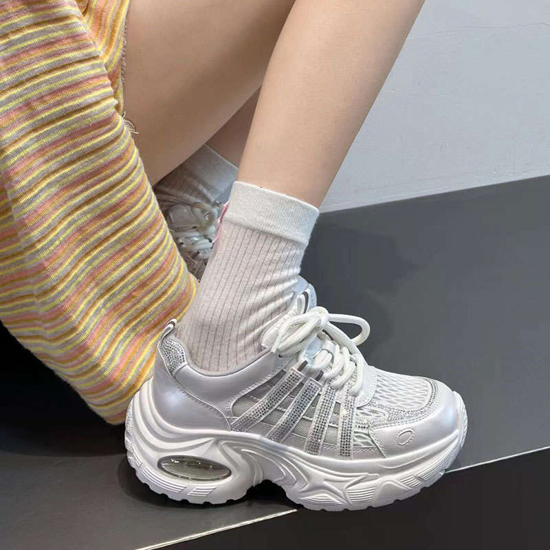 2025 Summer Sparkling Diamond Hollow Thick-Soled Dad Shoes for Women, Mesh Breathable Air Cushion Platform Casual Sports Sandals