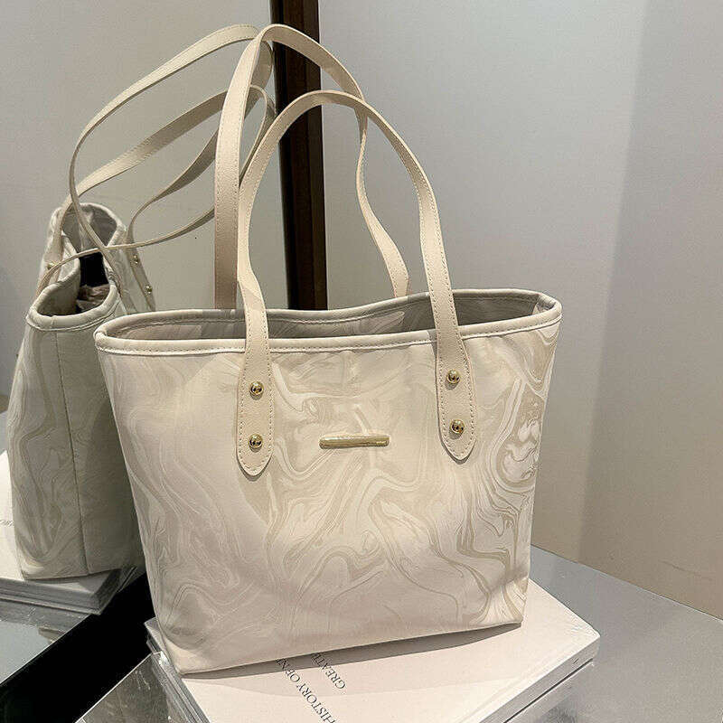 Large Capacity 2025 Summer New High-End Versatile Tote Bag Fashion Commuter Shoulder Handbag for Women