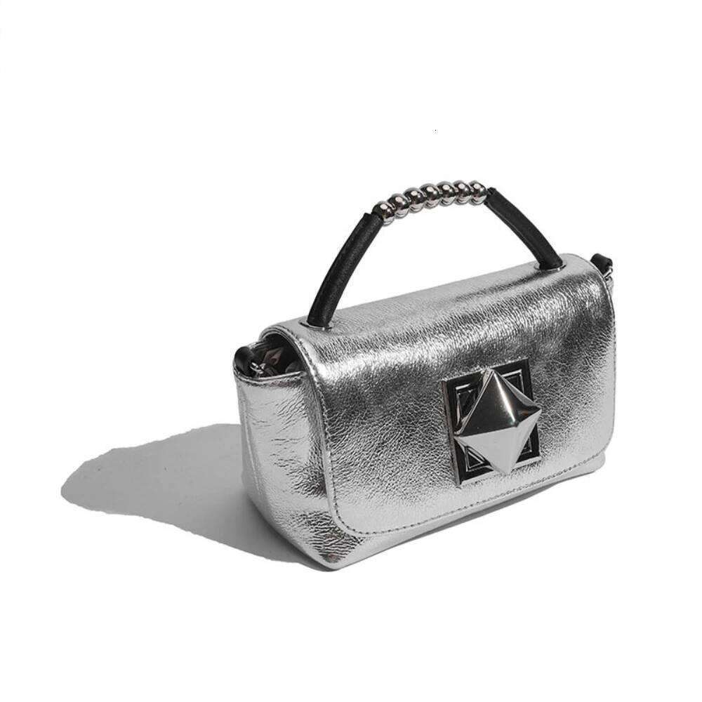 Designer Bags 2025 Summer Chic Chain Strap Rivet Design Women Crossbody Cowhide Leather Female Shoulder Bag Small All-Match Phone Purse Luxury Bag