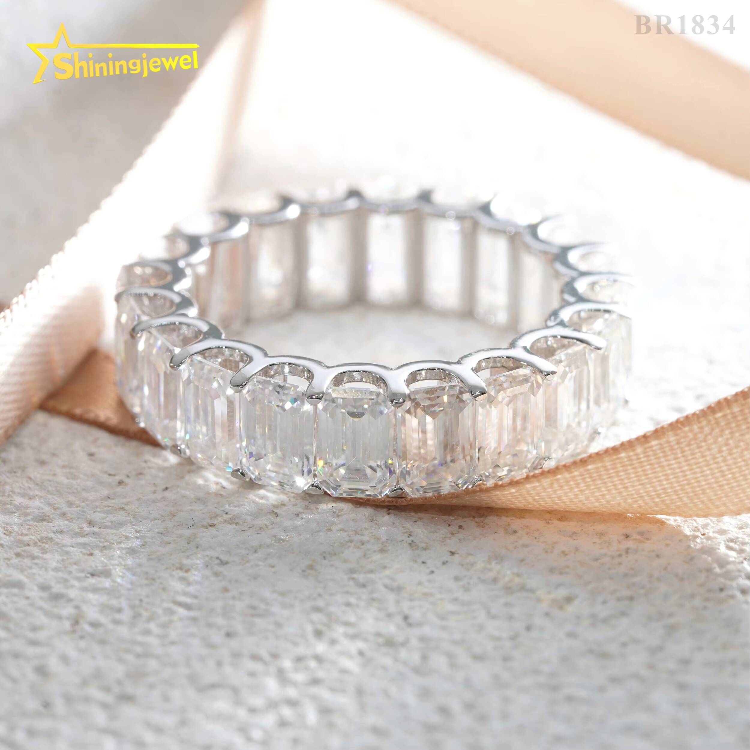 Classic Pass Tester Hip Hop Fine Jewelry 925 Sterling Silver Fully Iced Eternity Emerald Cut Band Ring Moissanite Iced Out Ring