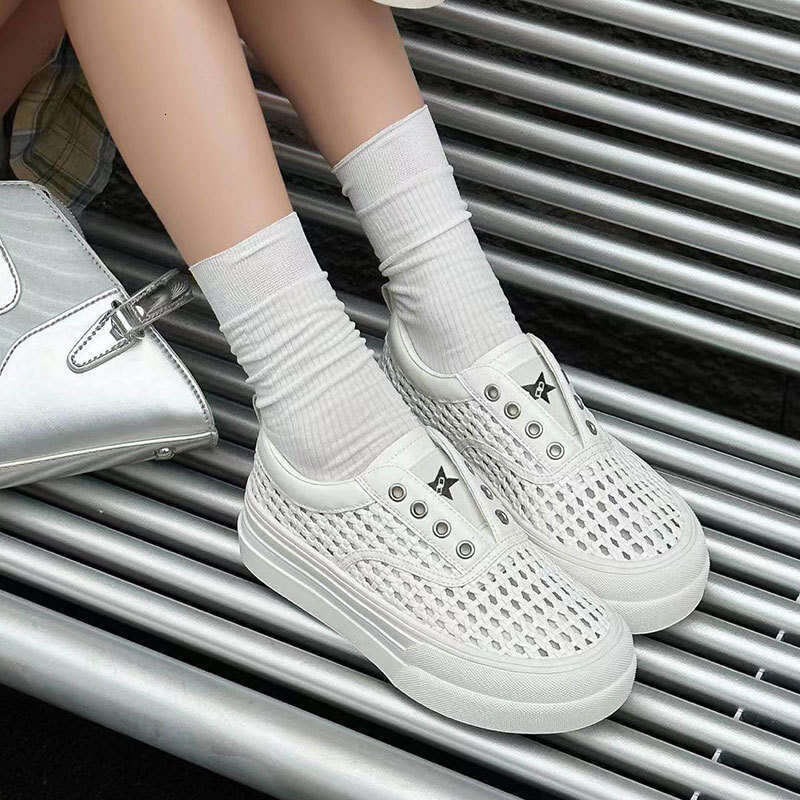 2025 New Summer Hollow Fisherman Breathable Woven Slip-On Lazy Shoes Versatile Sports Sneakers for Women