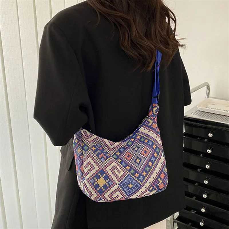 Women Designer Shoulder Bag Vintage Crossbody Bag Large Capacity Handbag Pockets Hobo Bag All-Match Fabric Messenger Bag Y250819