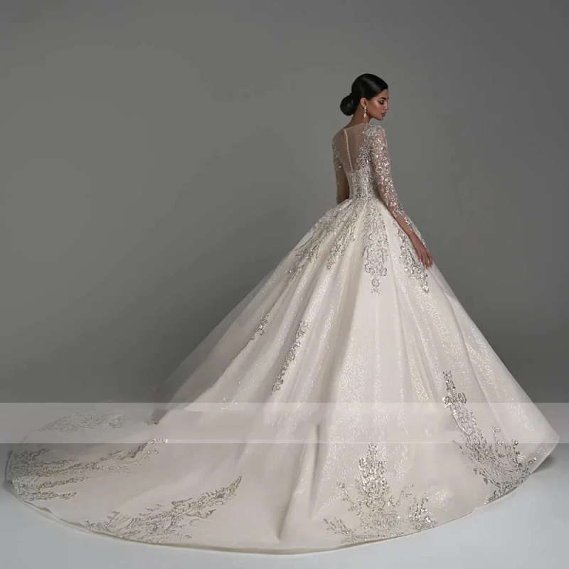 Elegant Scoop Neck Long Sleeve Champagne Ball Gown Wedding Dress Luxury Beaded Appliques Sparkly Princess Bridal Gown Customized