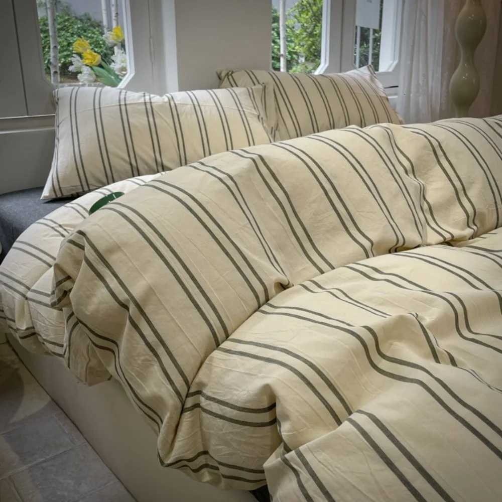 Reversible Striped Duvet Cover 3pcs Home Bedding SetGeometric Lines Comforter Cover Polyester Quilt Cover with 2 cases Y250819