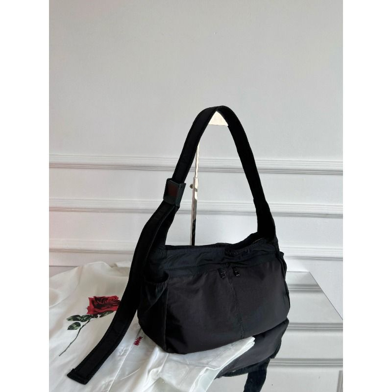 2025 Autumn Sunscreen Waterproof Lightweight Canvas Bag Large Capacity Casual Women's Shoulder Bag Fashion Women's Shoulder Bag Designer Bag