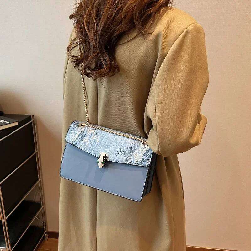 Trendy Crocodile Pattern Double Layer Flip Cover Crossbody Small Square Bag Women's Fashionable Chain Strap Handbag