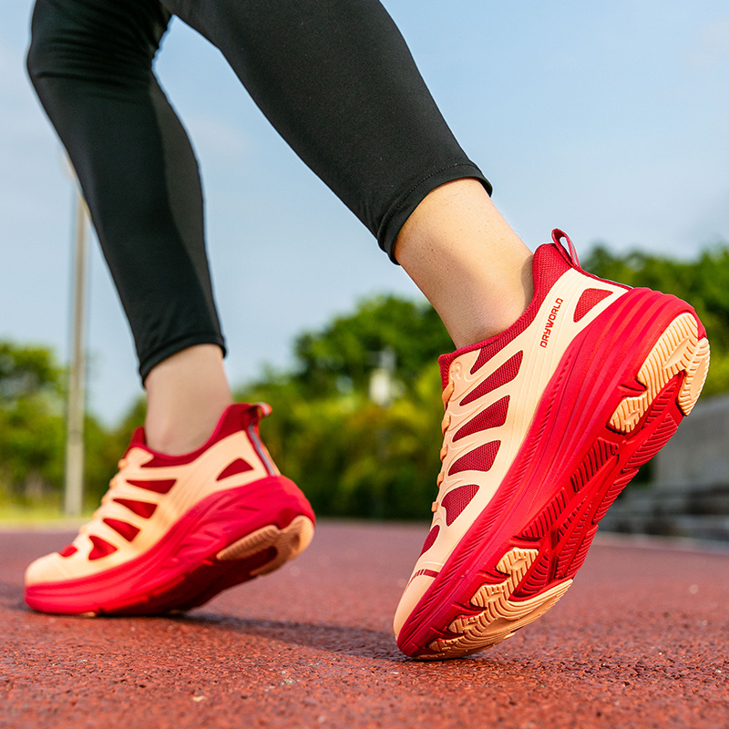 new free shipping designer Running Shoes high quality outdoor trainer shoes message Height Increasing classic sport shoes for woman and men black red 