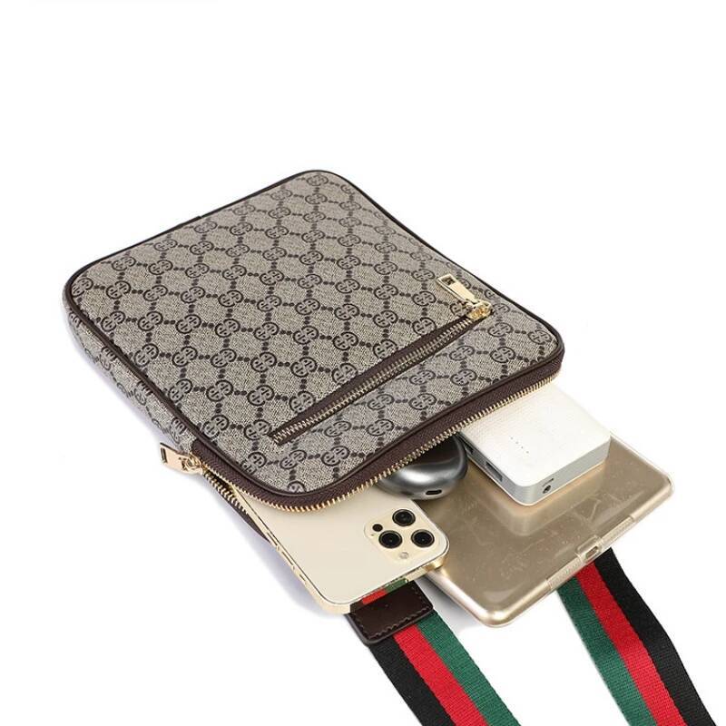 New Fashion Mens Bag Trend Brand Casual Versatile Shoulder Bag High Quality Sports Crossbody Bag Designer Luxury Handbag