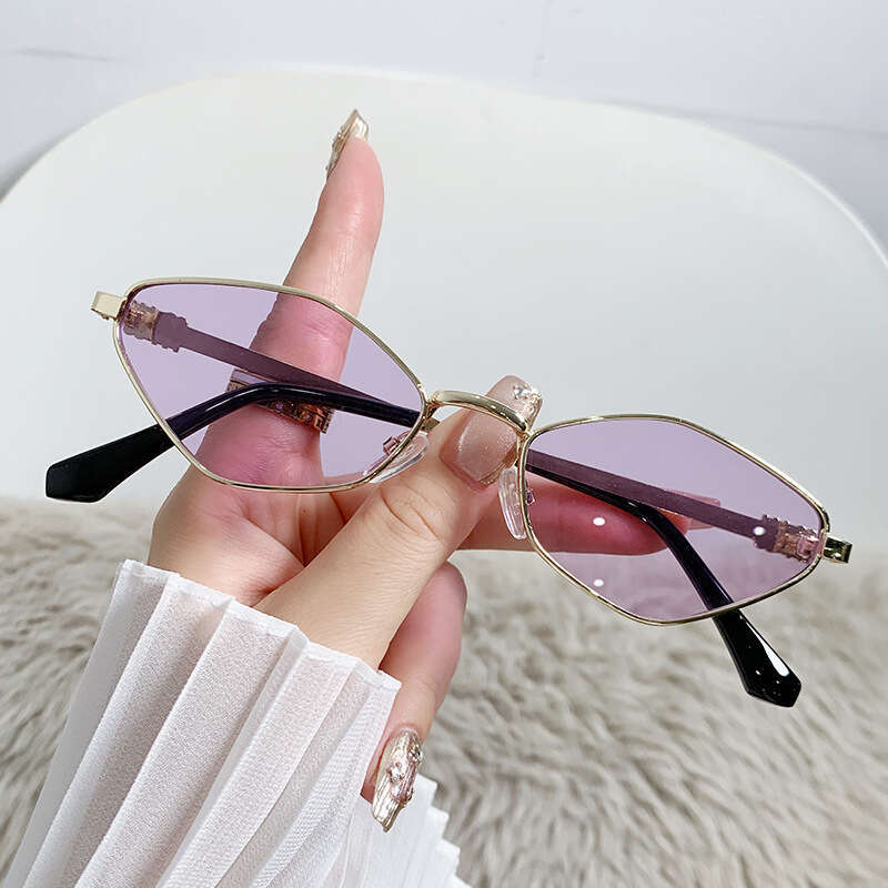 Designer Fashion Diamond-Shaped for Women 2025 New Small Frame Metal Sunglasses