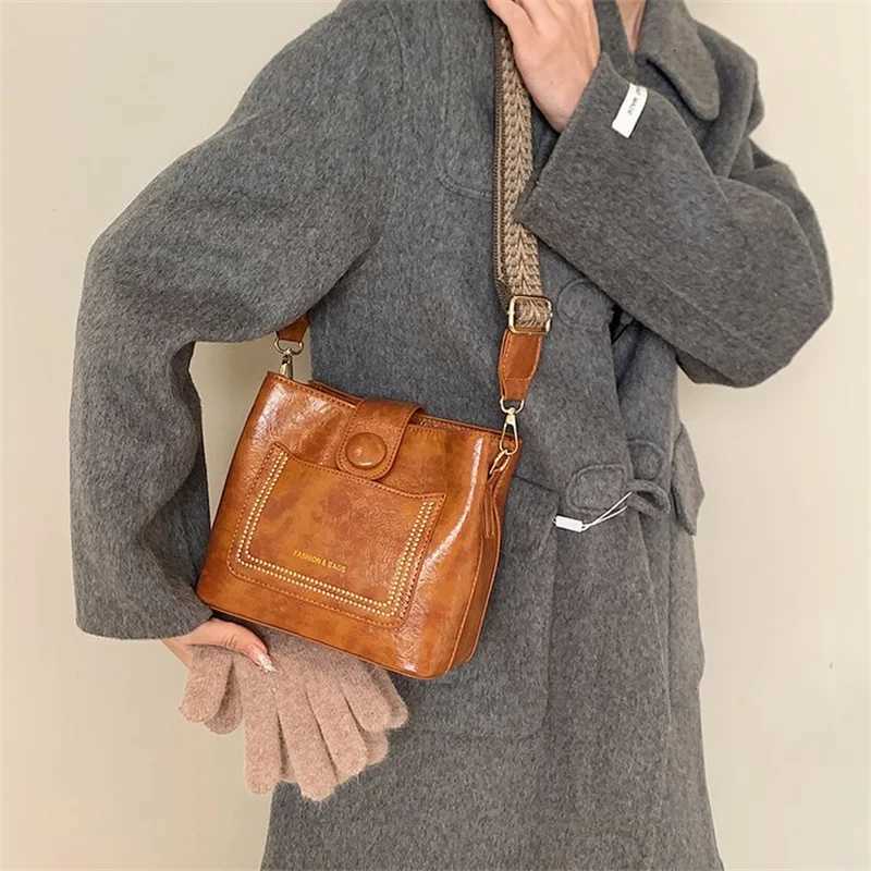 Vintage Simple PU Leather Bucket Crossbody Bags for Women Designer Handbagt Lady Black Shoulder Bag Y250819