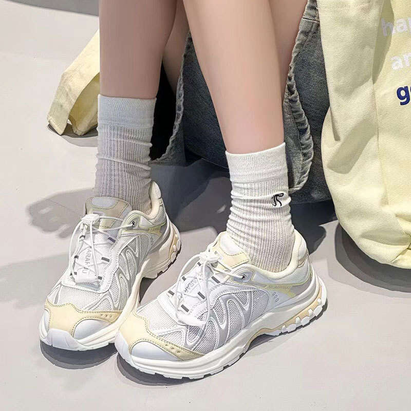 2025 New Summer Single Mesh Hiking Dad for Women Breathable Lightweight Internet Celebrity Outdoor Running Casual Sports Shoes